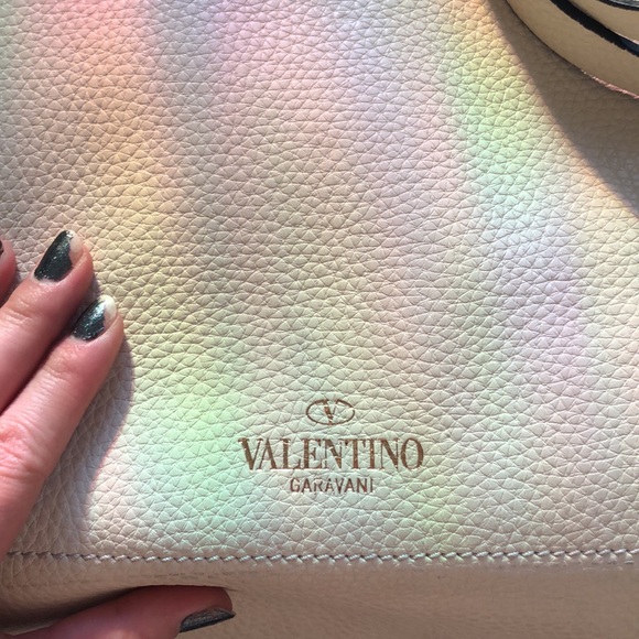 Valentino Garavani Eye on You Vitello leather bag - Picture 5 of 15